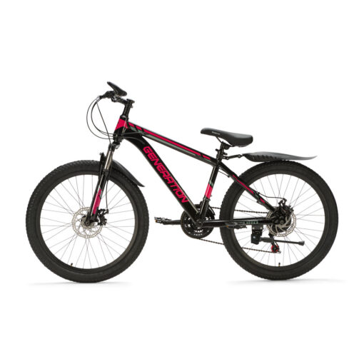 De Generation Baturo Mountainbike 24 inch – Roze met spatborden is de perfecte fiets voor stoere meiden van 7 tot 10 jaar. Met 21 versnellingen, schijfremmen en een geveerde voorvork is deze mountainbike ideaal voor avonturen op de weg en off-road. Veilig, stijlvol en stevig – de ultieme fiets voor jonge avonturiers!