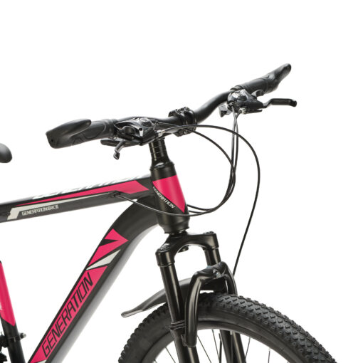 Stoere en stevige mountainbike van Generation Fietsen met 26 inch wielen, spatborden, 21 versnellingen en schijfremmen. Geschikt voor kinderen van 10 tot 14 jaar.