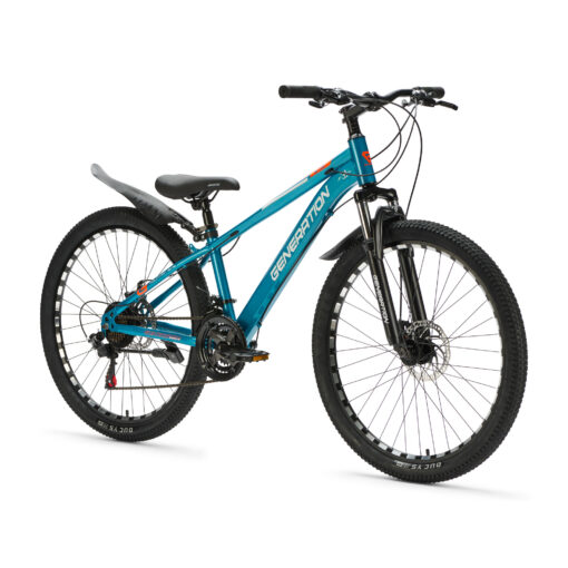 De Generation M-760 Mountainbike 26 inch – Lichtblauw met spatborden is een stoere en robuuste fiets voor jonge avonturiers vanaf 9 jaar.