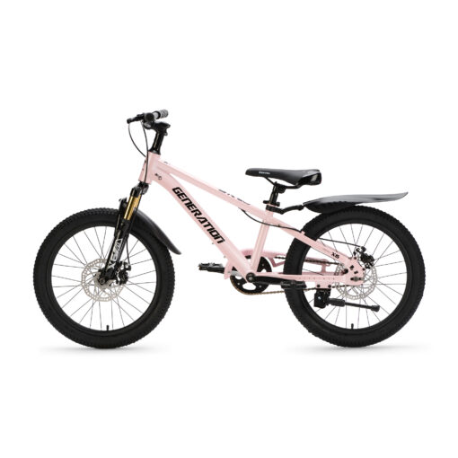 De Generation X6 20 inch Roze is een sportieve kinderfiets met een licht aluminium frame en krachtige schijfremmen. Ideaal voor kinderen van 6 tot 8 jaar die houden van een stoere mountainbike uitstraling, gecombineerd met veiligheid en comfort voor dagelijks gebruik.