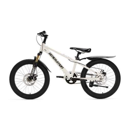 De Generation X6 20 inch Wit is een lichte en sportieve kinderfiets met aluminium frame en krachtige schijfremmen. Perfect voor kinderen van 6 tot 8 jaar die een stoere mountainbike look combineren met dagelijks fietsplezier.