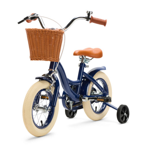 De Generation Blanco 12 Inch Blauw met Mandje is een stoere kinderfiets voor kinderen van 2-4 jaar. Met een stevig frame, verstelbaar zadel en stuur, en een handig mandje voorop.